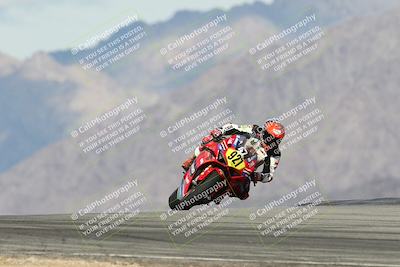 media/Nov-16-2025-Race Pace (Sun) [[8c5fa54630]]/Verified Riders/5-Turn 9 (1135am)/